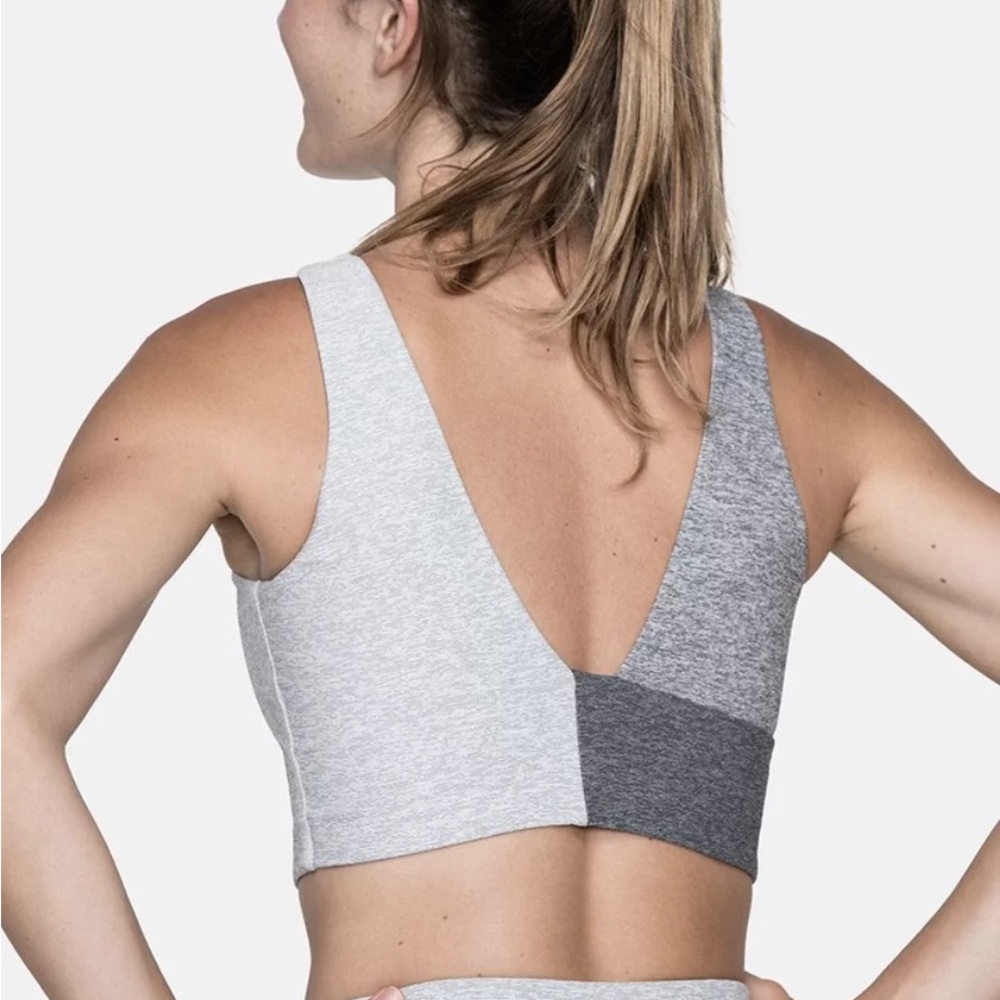 OV Venus crop top size small gray